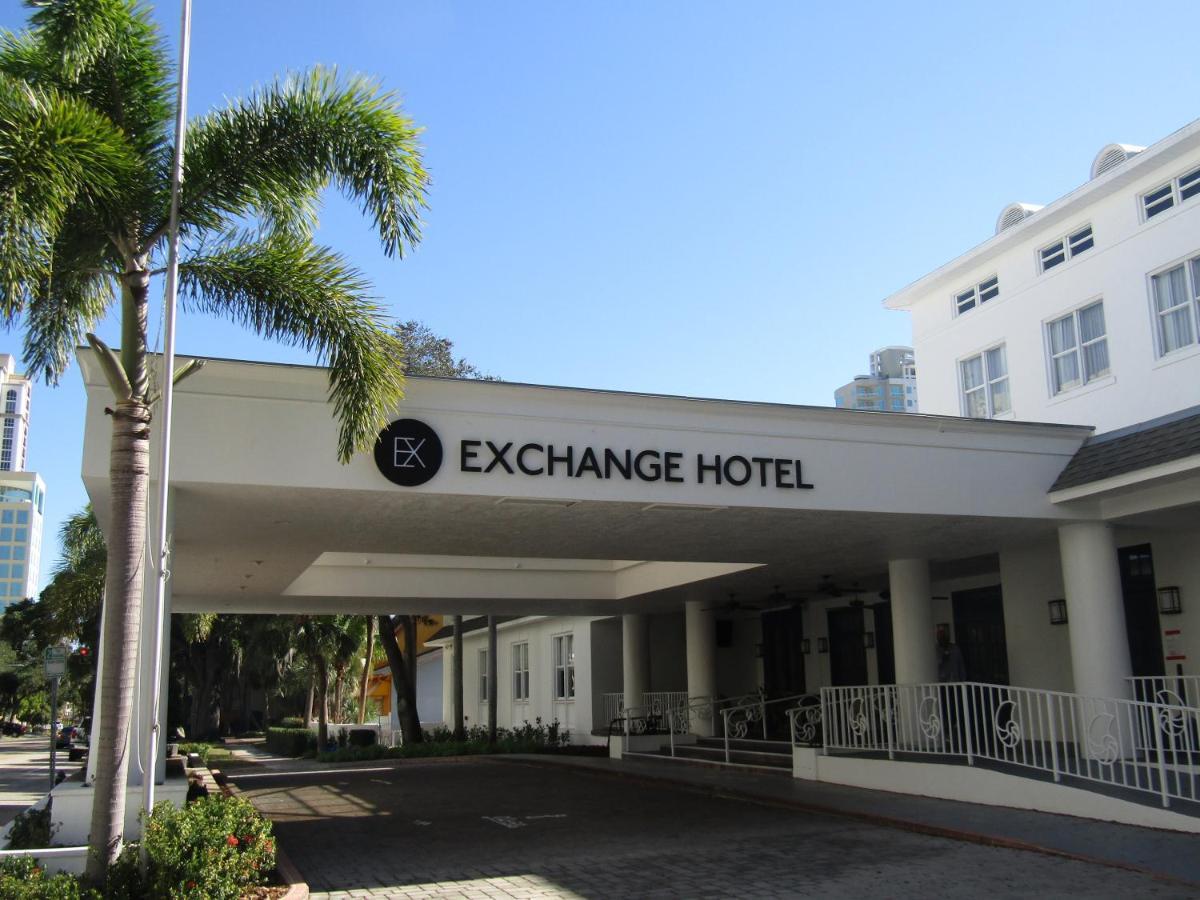 The Exchange Hotel St. Petersburg Exteriör bild